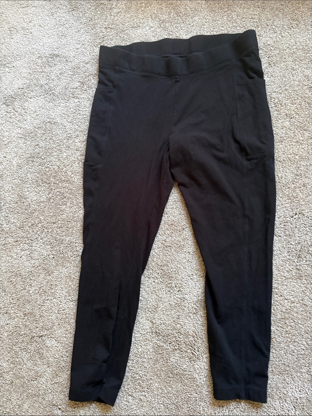 Old Navy Black Ponte Pull-On Slim Leggings
